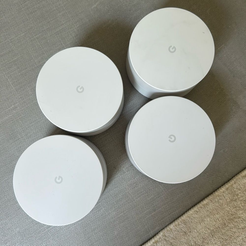 Google WiFi Route - White set of 4